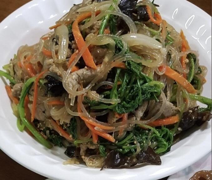 탱글한 당면과 고기, 채소의 완벽한 조화!
