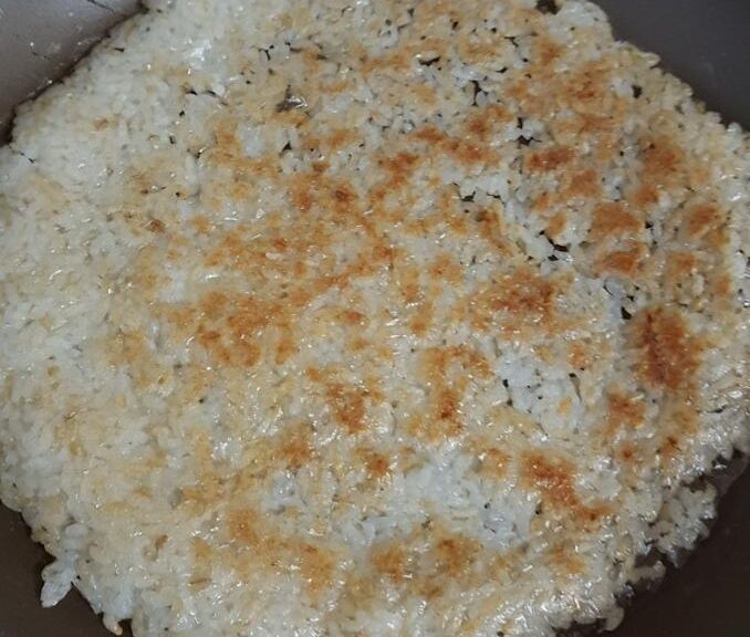 구수하고 바삭한 누룽지 만들기