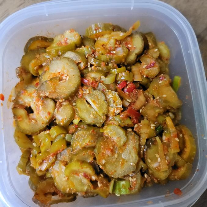 여름철 입맛 돋우는 오이지무침 요리